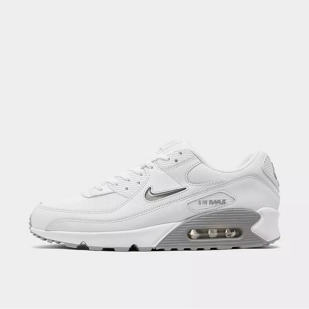 NIB  Men's Nike Air Max 90 Jewel Swoosh FN8005-100 White/Photon Dust/Light